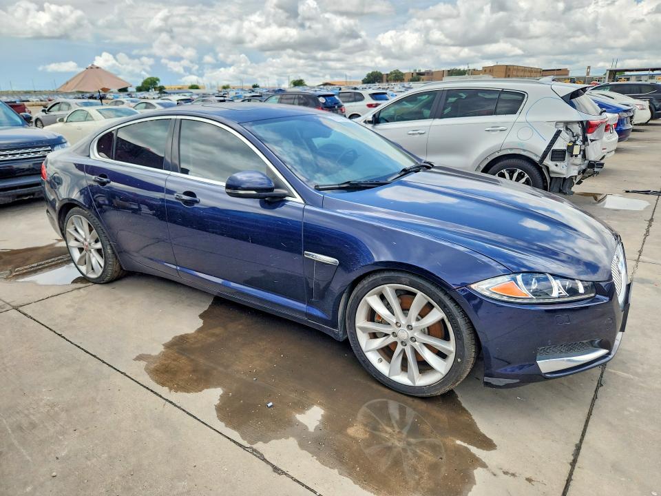 2015 Jaguar Xf VIN SAJWA0F77F8U88175 COPART salvage auction — NORMAL WEAR, Tx - Certificate Of Title (P), sold $2,600 on 2026-07-30 (photo 4)
