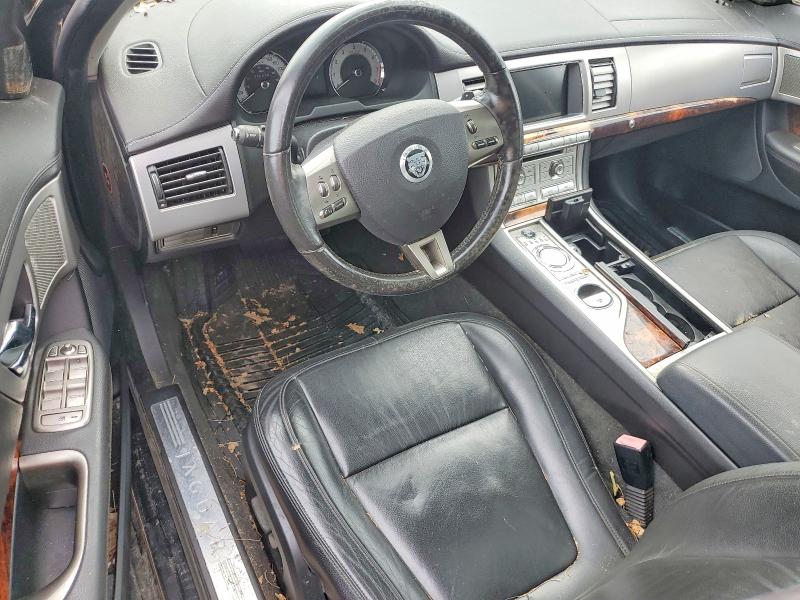 2011 Jaguar Xf VIN SAJXA0FB2BLR99180 COPART salvage auction — WATER/FLOOD, On - Permit No Brand - Unfit, sold $125 on 2026-07-23 (photo 8)