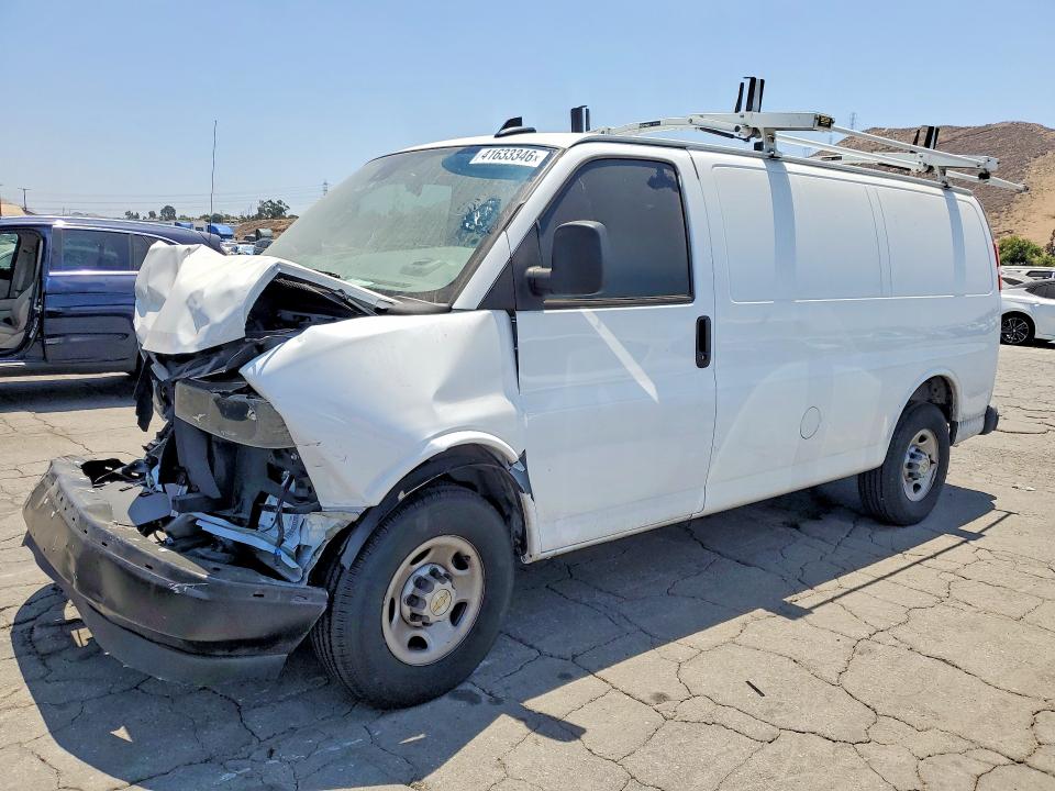 2025 Chevrolet Express VIN 1GCWGAFP7S1113098 COPART salvage auction — FRONT END, Ca - Dis/Dlr/Exp Only Clean Title (P), sold $7,100 on 2026-07-30 (photo 1)