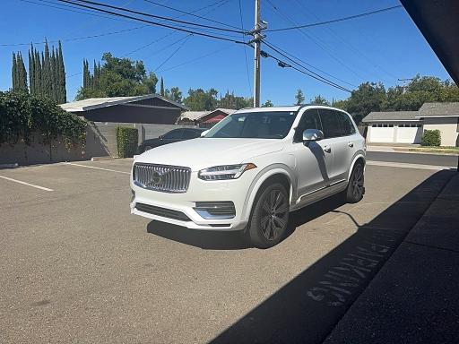 2025 Volvo Xc90 VIN YV4H60PE4S1316384 COPART salvage auction — MINOR DENT/SCRATCHES, Ar - Dis/Dlr/Exp Only Salvage Title (P), sold $7,600 on 2026-08-06 (photo 2)