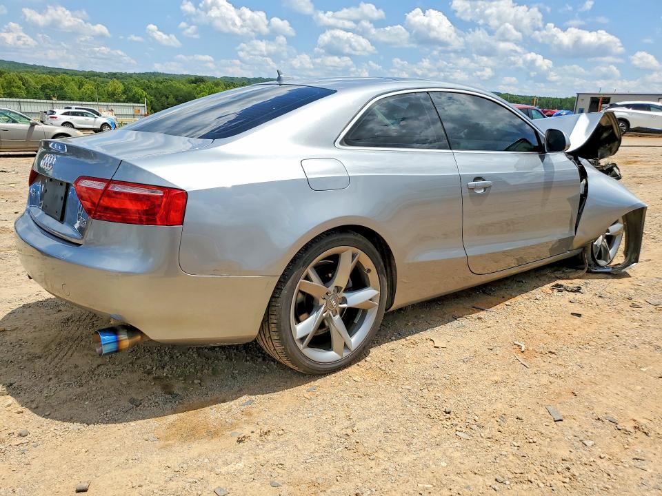 2009 Audi A5 VIN WAUDK78T99A048460 COPART salvage auction — FRONT END, Va - Cert Of Title - Salvage, sold $600 on 2026-07-31 (photo 3)