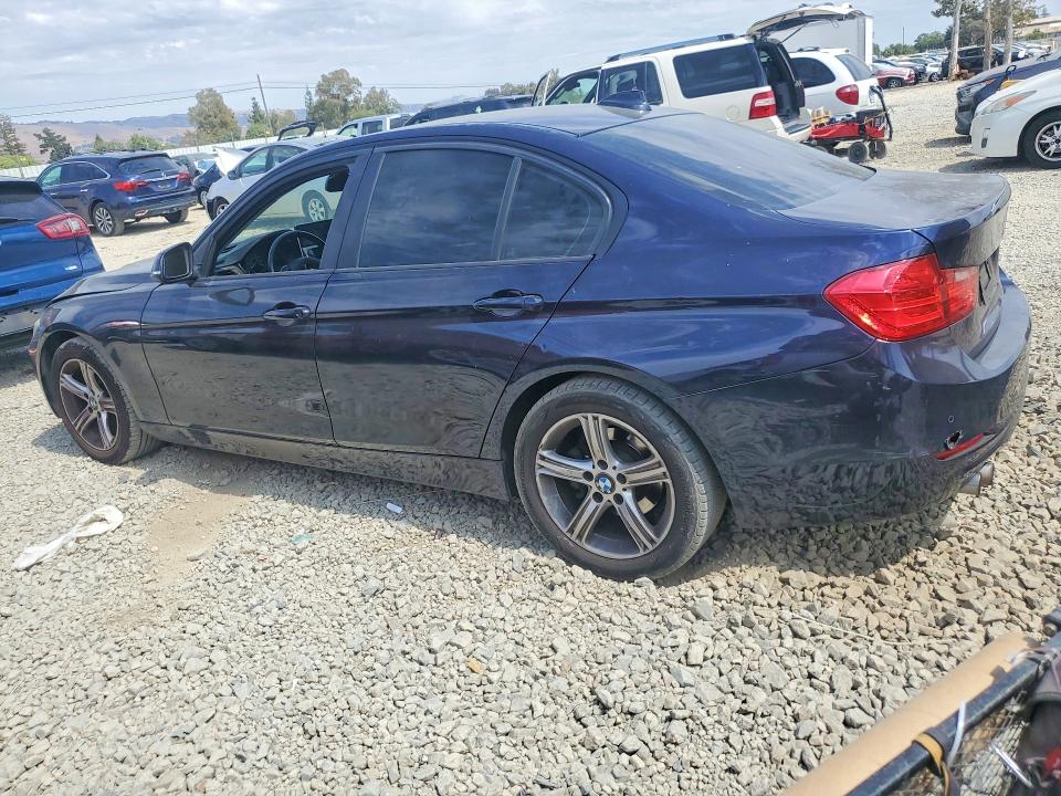 2013 BMW 3er VIN WBA3A5C56DF604134 COPART salvage auction — FRONT END, Ca - Salvage Certificate, sold $525 on 2026-07-28 (photo 2)