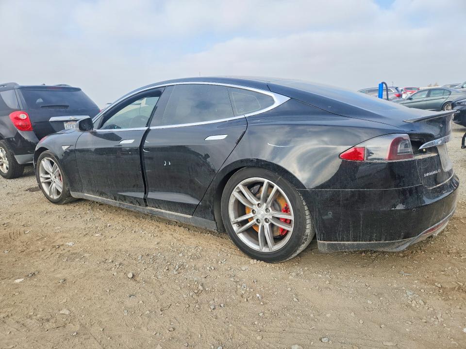 2014 Tesla Model s VIN 5YJSA1H21EFP62246 COPART salvage auction — FRONT END, AZ - DIS/DLR/EXP ONLY SALVAGE TITLE, sold $600 on 2026-07-31 (photo 2)