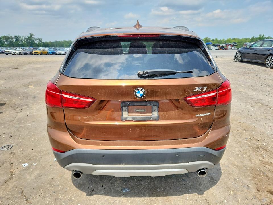 2017 BMW X1 VIN WBXHU7C3XH5H32940 COPART salvage auction — MINOR DENT/SCRATCHES, VA - CERTIFICATE OF TITLE, sold $2,550 on 2026-07-22 (photo 6)