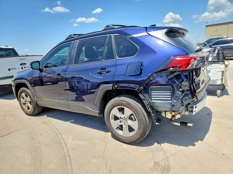 2025 Toyota Rav 4 VIN 2T3W1RFV8SW415709 COPART salvage auction — REAR END, TX - SALVAGE VEHICLE TITLE, sold $11,100 on 2026-07-18 (photo 2)