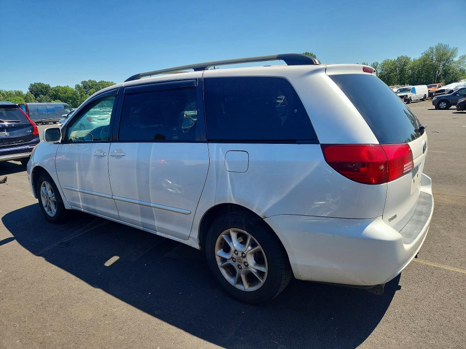 2004 Toyota Sienna VIN 5TDBA22CX4S020252 COPART salvage auction — MECHANICAL, OR - CERT OF TITLE-RECONSTRUCTED, sold $150 on 2026-07-29 (photo 2)