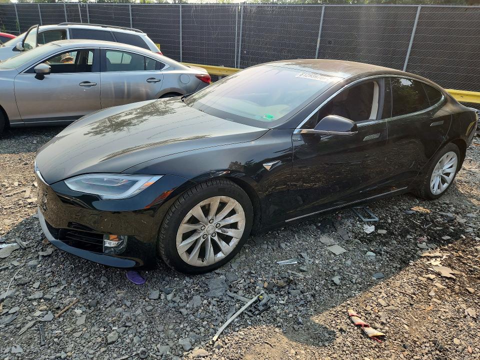 2017 Tesla Model s VIN 5YJSA1E11HF190594 COPART salvage auction — REAR END, VA - CERT OF TITLE - SALVAGE, sold $4,400 on 2026-07-28 (photo 1)