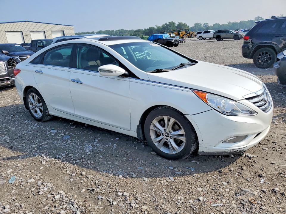 2011 Hyundai Sonata VIN 5NPEC4AC5BH275480 COPART salvage auction — MINOR DENT/SCRATCHES, Mo - Certificate Of Title, sold $1,750 on 2026-07-22 (photo 4)