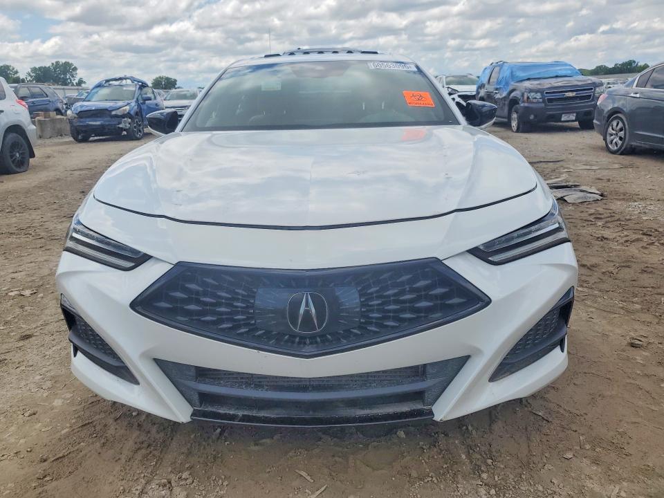 2021 Acura Tlx VIN 19UUB5F53MA011538 COPART salvage auction — VANDALISM, Mi - Dealer Only Clean Title, sold $15,000 on 2026-07-28 (photo 5)