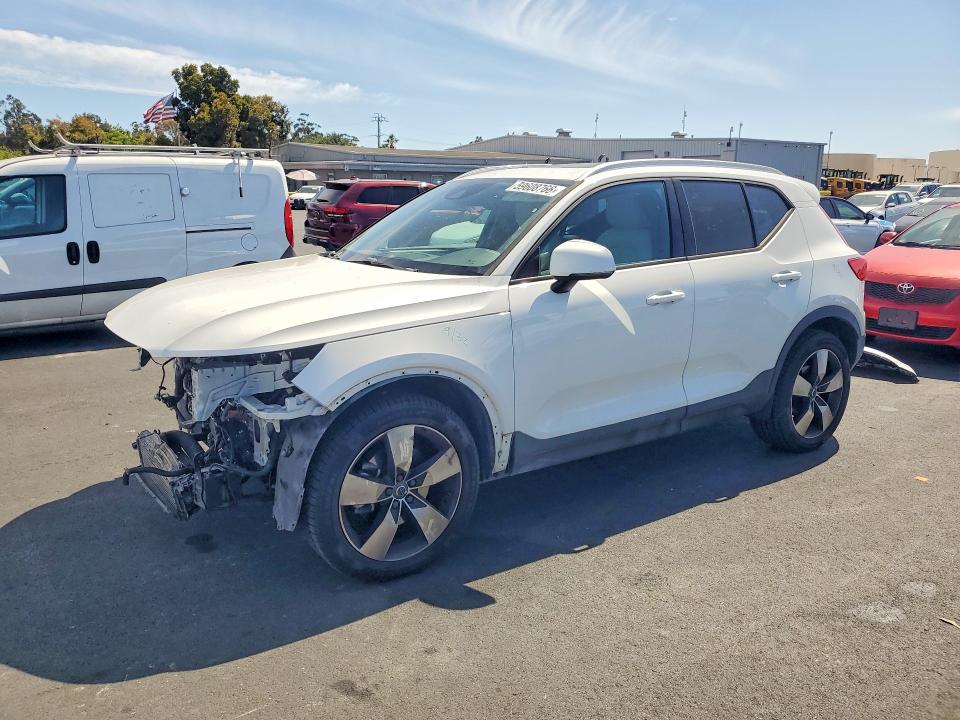 2019 Volvo Xc40 VIN YV4162UK5K2111545 COPART salvage auction — FRONT END, Ca - Salvage Certificate, sold $3,550 on 2026-08-03 (photo 1)
