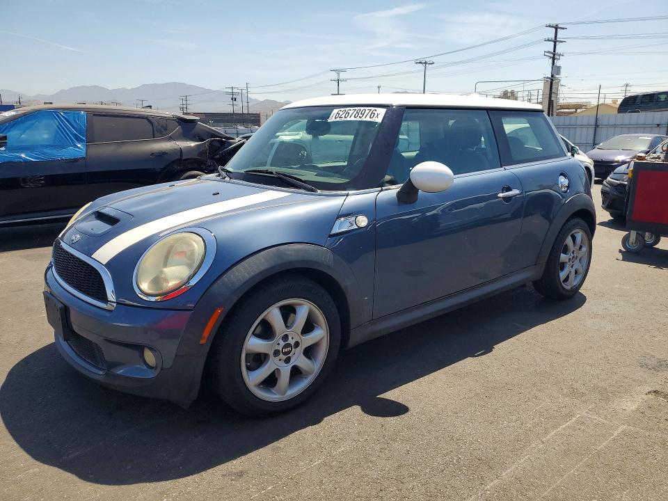 2010 Mini Cooper VIN WMWMF7C5XATZ69060 COPART salvage auction — VANDALISM, Ca - Salvage Certificate, sold $675 on 2026-08-12 (photo 1)