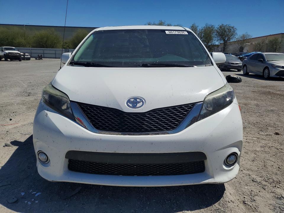 2014 Toyota Sienna VIN 5TDXK3DC0ES447690 COPART salvage auction — MINOR DENT/SCRATCHES, Az - Certificate Of Title, sold $3,850 on 2026-07-16 (photo 5)