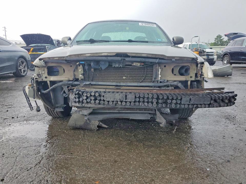 2003 Mercury Grand marquis VIN 2MEFM74W43X686019 COPART salvage auction — FRONT END, PA - CERTIFICATE OF SALVAGE, sold $175 on 2026-07-28 (photo 5)
