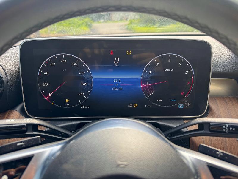 2023 Mercedes-benz C-klasse VIN W1KAF4HB3PR133203 COPART salvage auction — NORMAL WEAR, Ma - Certificate Of Title (P), sold $19,400 on 2026-07-27 (photo 8)