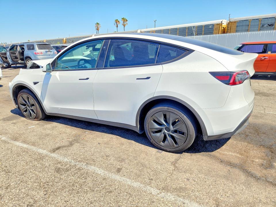 2024 Tesla Model y VIN 7SAYGDEE6RF194870 COPART salvage auction — FRONT END, Ca - Salvage Certificate, sold $12,100 on 2026-08-28 (photo 2)