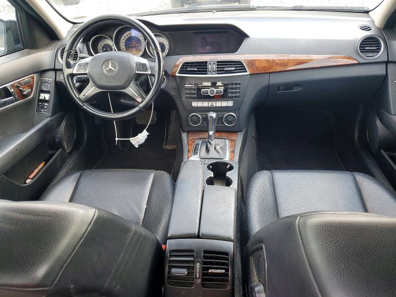 2012 Mercedes-benz C-klasse VIN WDDGF8BB2CA669871 COPART salvage auction — HAIL, Oh - Certificate Of Title, sold $500 on 2026-08-06 (photo 8)