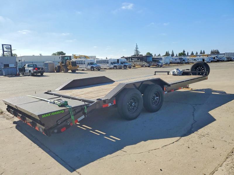 2026 Load trail Unknown VIN 4ZECH2223T1369896 COPART salvage auction — NORMAL WEAR, TN - DIS/DLR/EXP ONLY CLEAN TITLE (P), sold $5,200 on 2026-08-25 (photo 4)