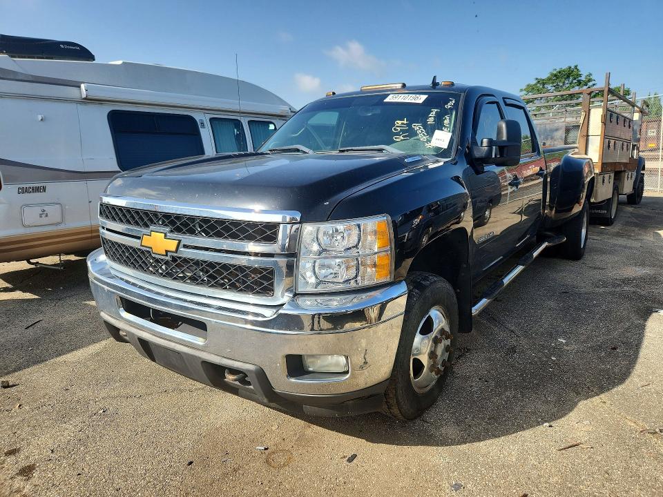 2013 Chevrolet Silverado VIN 1GC4K1C89DF184604 COPART salvage auction — MINOR DENT/SCRATCHES, Oh - Certificate Of Title (P), sold $6,600 on 2026-07-27 (photo 1)