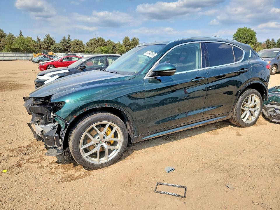 2021 Alfa romeo Stelvio VIN ZASPAKBNXM7D00195 COPART salvage auction — FRONT END, Il - Junking Cert Of A Vehicle, sold $6,600 on 2026-08-18 (photo 1)