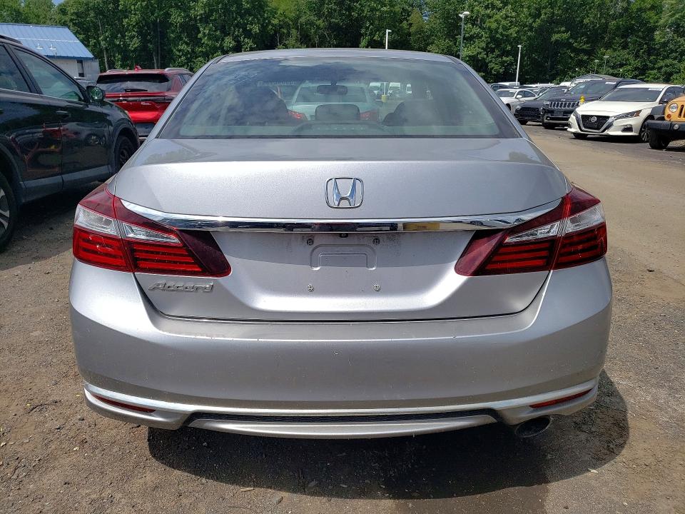 2017 Honda Accord VIN 1HGCR2F34HA202590 COPART salvage auction — MINOR DENT/SCRATCHES, VA - CERTIFICATE OF TITLE, sold $1,150 on 2026-07-10 (photo 6)