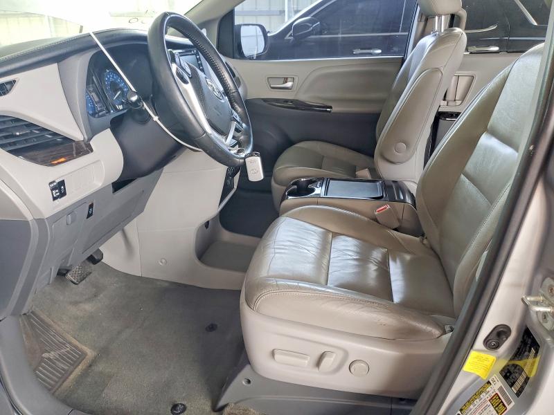 2018 Toyota Sienna VIN 5TDYZ3DC2JS905000 COPART salvage auction — MINOR DENT/SCRATCHES, Fl - Certificate Of Title (P), sold $7,000 on 2026-07-22 (photo 7)