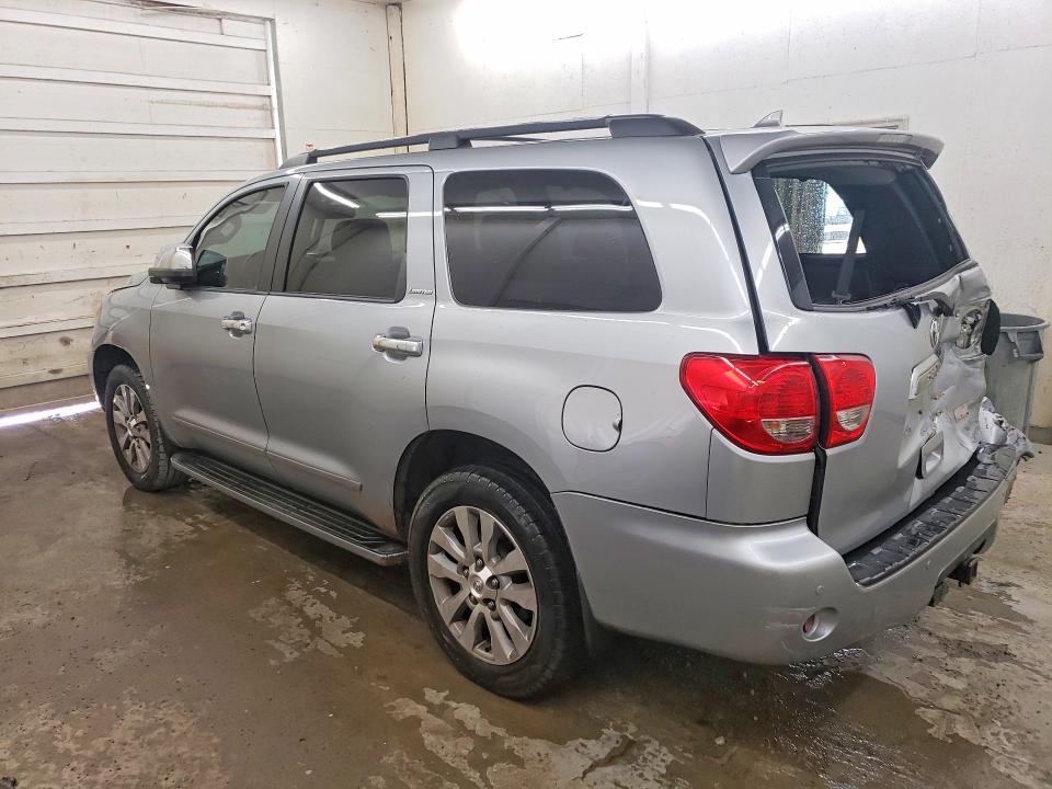 2015 Toyota VIN 5TDKY5G18FS055931 COPART salvage auction — REAR END, TN - SALVAGE CERTIFICATE, sold $175 on 2026-07-21 (photo 2)