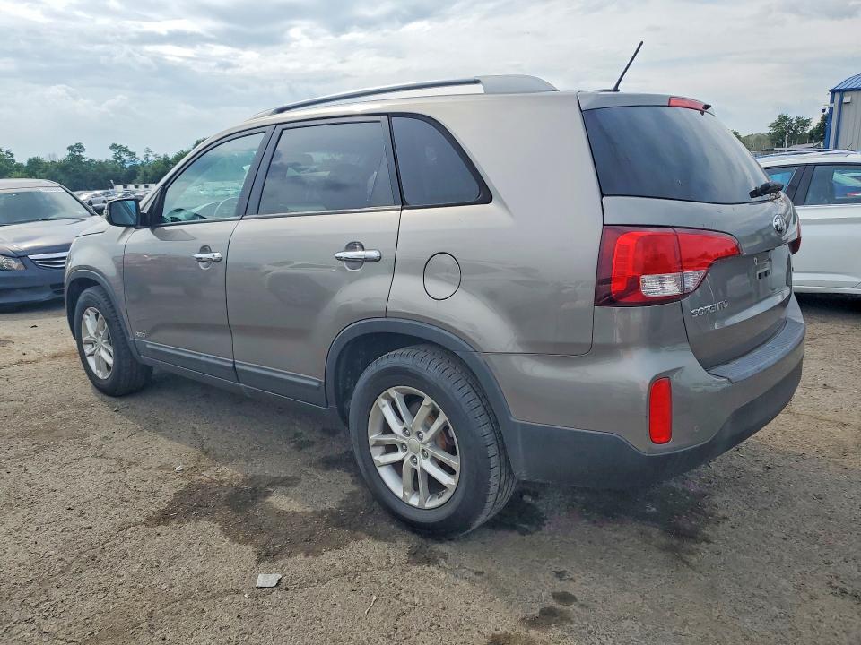 2015 Kia Sorento VIN 5XYKTDA75FG599080 COPART salvage auction — MINOR DENT/SCRATCHES, Pa - Cert Of Title, sold $2,100 on 2026-07-24 (photo 2)