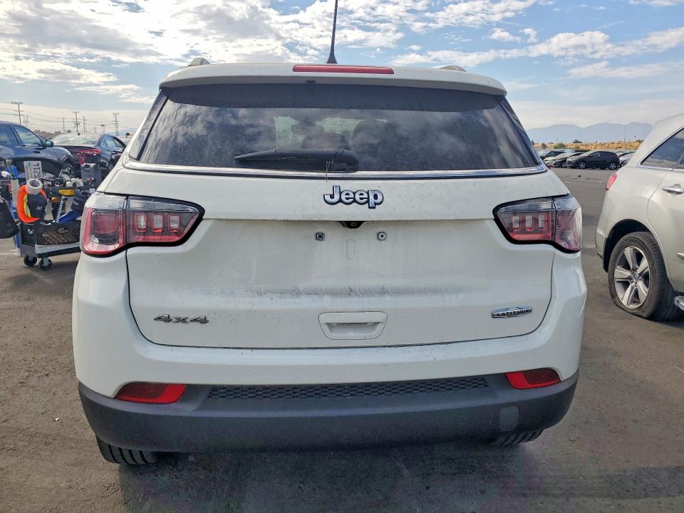 2018 Jeep Compass VIN 3C4NJDBB6JT320842 COPART salvage auction — FRONT END, CA - SALVAGE CERTIFICATE, sold $2,200 on 2026-07-29 (photo 6)