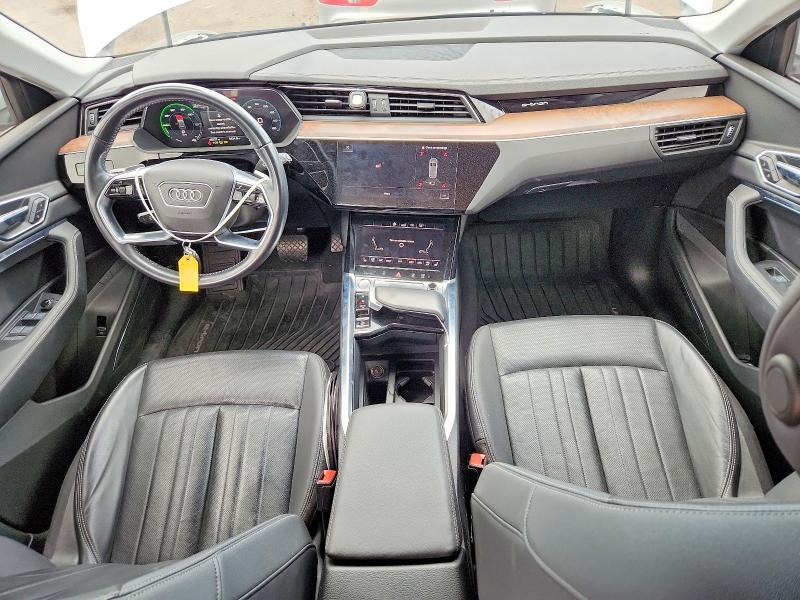 2019 Audi E-tron VIN WA1LAAGE1KB024567 COPART salvage auction — FRONT END, Az - Cert Of Title - Salvage, sold $12,000 on 2026-08-28 (photo 8)