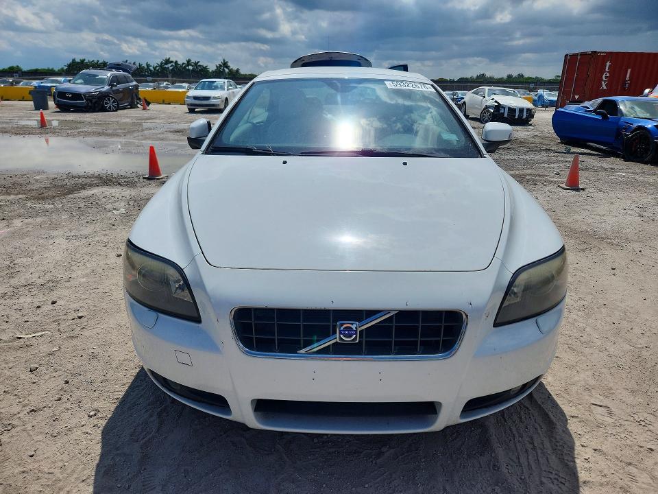 2009 Volvo C70 VIN YV1MC67239J075716 COPART salvage auction — MINOR DENT/SCRATCHES, Fl - Certificate Of Title, sold $400 on 2026-07-29 (photo 5)
