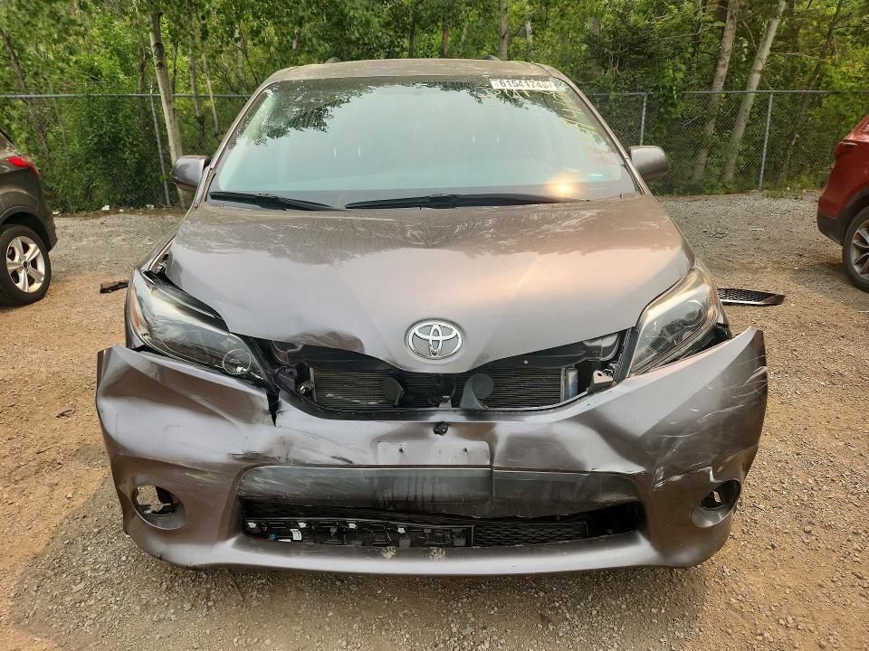 2017 Toyota Sienna VIN 5TDXZ3DC9HS890243 COPART salvage auction — FRONT END, On - Permit Salvage, sold $375 on 2026-07-30 (photo 5)