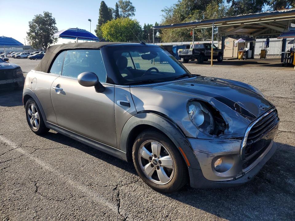 2016 Mini Cooper VIN WMWWG5C51G3C18905 COPART salvage auction — FRONT END, Salvage Title, sold $2,500 on 2026-08-11 (photo 4)