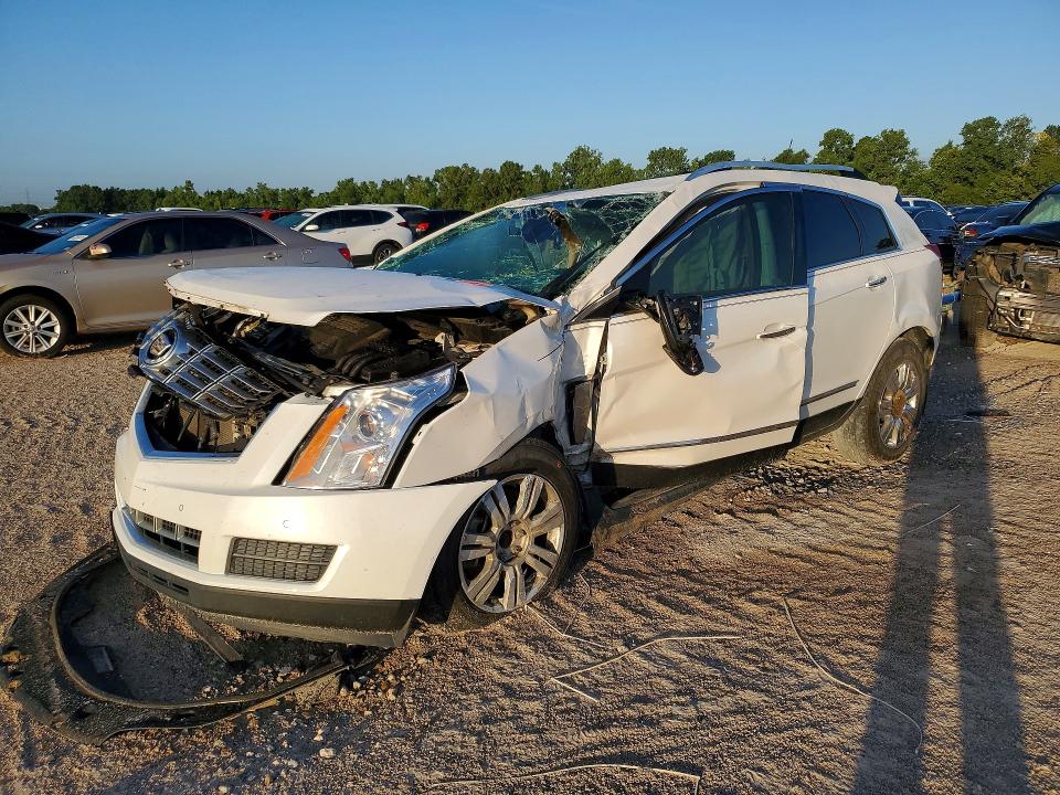 2015 Cadillac Srx VIN 3GYFNBE3XFS532104 COPART salvage auction — ROLLOVER, Tx - Salvage Vehicle Title, sold $225 on 2026-07-17 (photo 1)