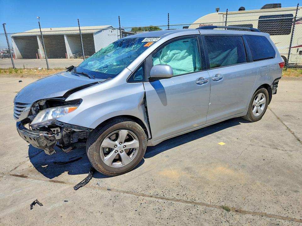 2015 Toyota Sienna VIN 5TDKK3DC2FS643609 COPART salvage auction — SIDE, Ca - Salvage Certificate, sold $525 on 2026-07-20 (photo 1)