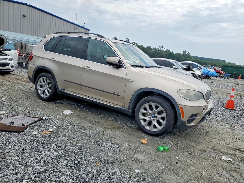 2013 BMW X5 VIN 5UXZV4C50D0B24820 COPART salvage auction — MECHANICAL, Sc - Certificate Of Title, sold $825 on 2026-07-28 (photo 4)