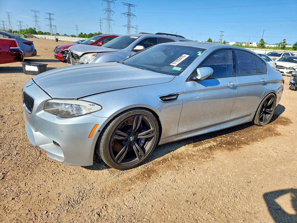 2013 BMW M5 VIN WBSFV9C59DD097018 — COPART salvage auction photo