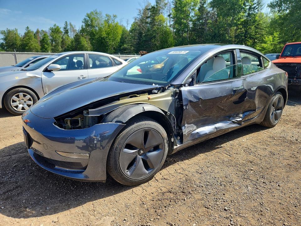 2019 Tesla VIN 5YJ3E1EB2KF407272 COPART salvage auction — SIDE, On - Permit No Brand - Unfit, sold $5,700 on 2026-07-21 (photo 1)