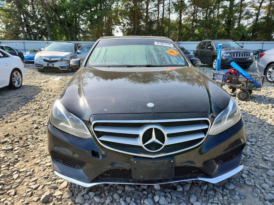 2014 Mercedes-benz E-klasse VIN WDDHF8JB5EA823501 COPART salvage auction — WATER/FLOOD, Nj - Cert Of Title-Salvage Flood, sold $1,800 on 2026-08-12 (photo 5)