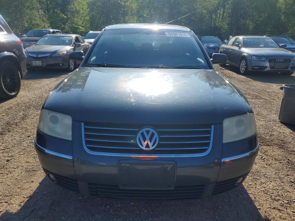 2003 Volkswagen Passat VIN WVWPD23B53P274866 COPART salvage auction — REAR END, On - Permit No Brand - Unfit, sold $300 on 2026-08-11 (photo 5)