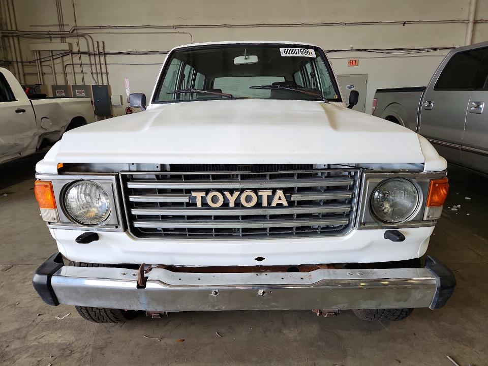 1984 Toyota Land cruiser VIN JT3FJ60G4E1114452 COPART salvage auction — MECHANICAL, FL - CERTIFICATE OF TITLE, sold $5,700 on 2026-07-22 (photo 5)