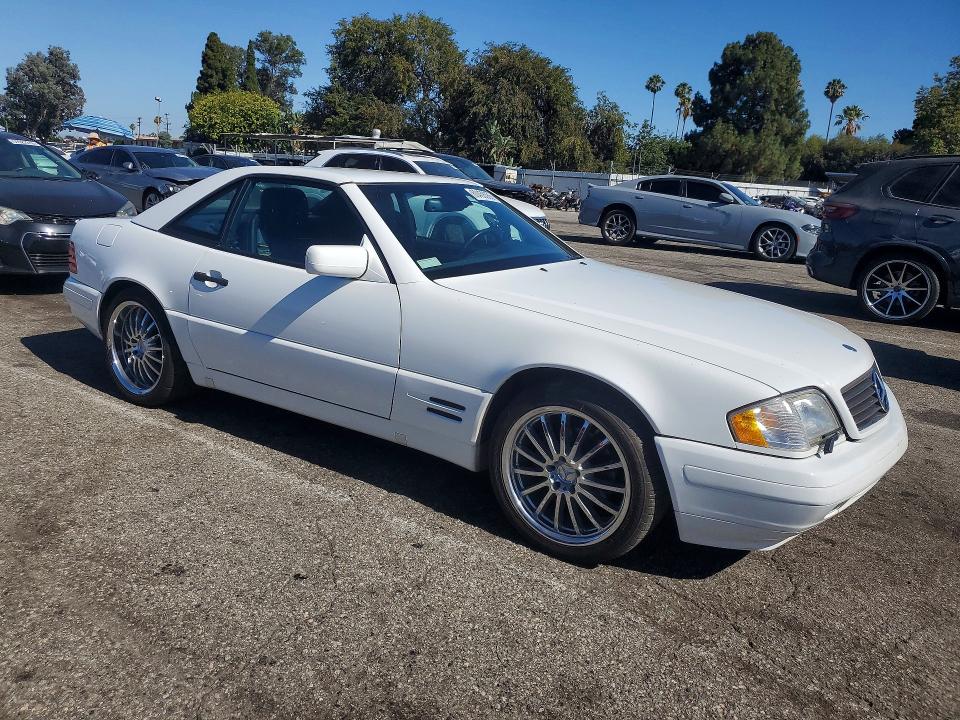 1998 Mercedes-benz Sl-class VIN WDBFA67F8WF170857 COPART salvage auction — MINOR DENT/SCRATCHES, AZ - DIS/DLR/EXP ONLY CLEAN TITLE (P), sold $3,050 on 2026-07-28 (photo 4)