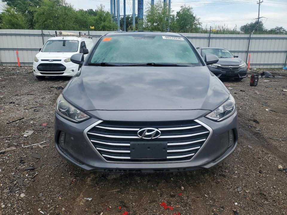 2017 Hyundai Elantra VIN KMHD84LF2HU386017 COPART salvage auction — WATER/FLOOD, Il - Salvage Cert-Flood, sold $850 on 2026-07-31 (photo 5)