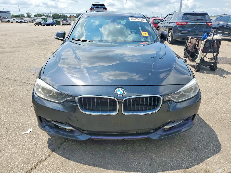 2013 BMW 3er VIN WBA3B9C55DF585466 COPART salvage auction — WATER/FLOOD, Oh - Cert Of Title-Salvage, sold $925 on 2026-08-14 (photo 5)