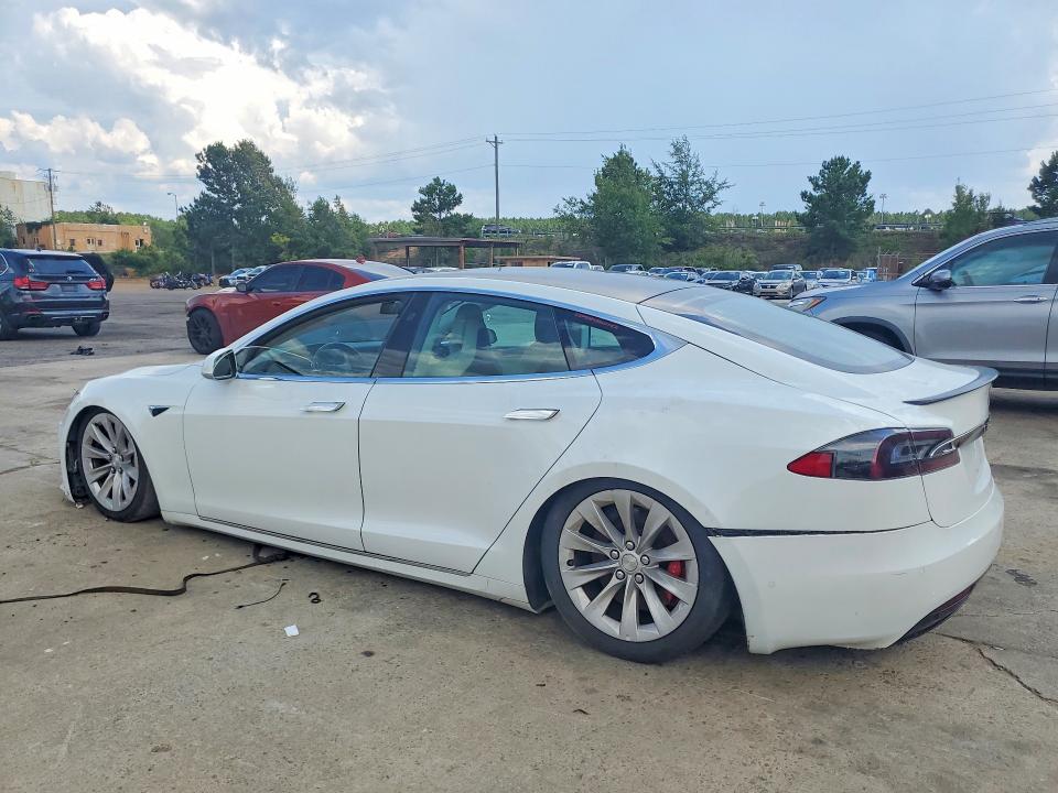 2019 Tesla Model s VIN 5YJSA1E40KF330376 COPART salvage auction — MINOR DENT/SCRATCHES, SC - CERTIFICATE OF TITLE (P), sold $9,800 on 2026-07-24 (photo 2)