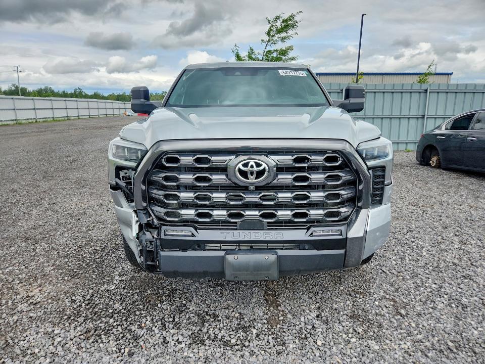 2022 Toyota Tundra VIN 5TFNA5DB0NX030416 COPART salvage auction — VANDALISM, On - Permit No Brand - Unfit, sold $150 on 2026-07-30 (photo 5)