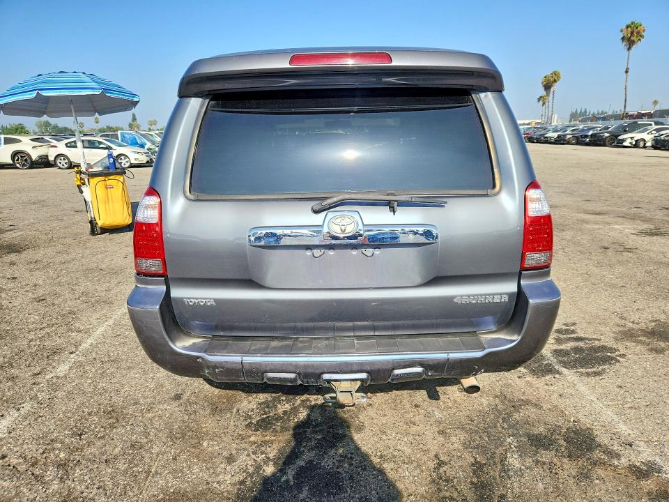 2006 Toyota 4runner VIN JTEZU14R860076726 COPART salvage auction — MINOR DENT/SCRATCHES, Ca - Dis/Dlr/Exp Only Clean Title (P), sold $2,800 on 2026-07-31 (photo 6)