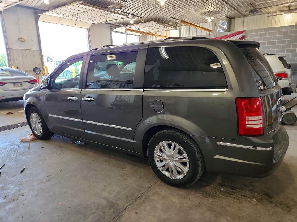 2010 Chrysler Town & country VIN 2A4RR6DX8AR239966 COPART salvage auction — MINOR DENT/SCRATCHES, MO - SALVAGE CERTIFICATE OF TITLE, sold $70 on 2026-07-28 (photo 2)