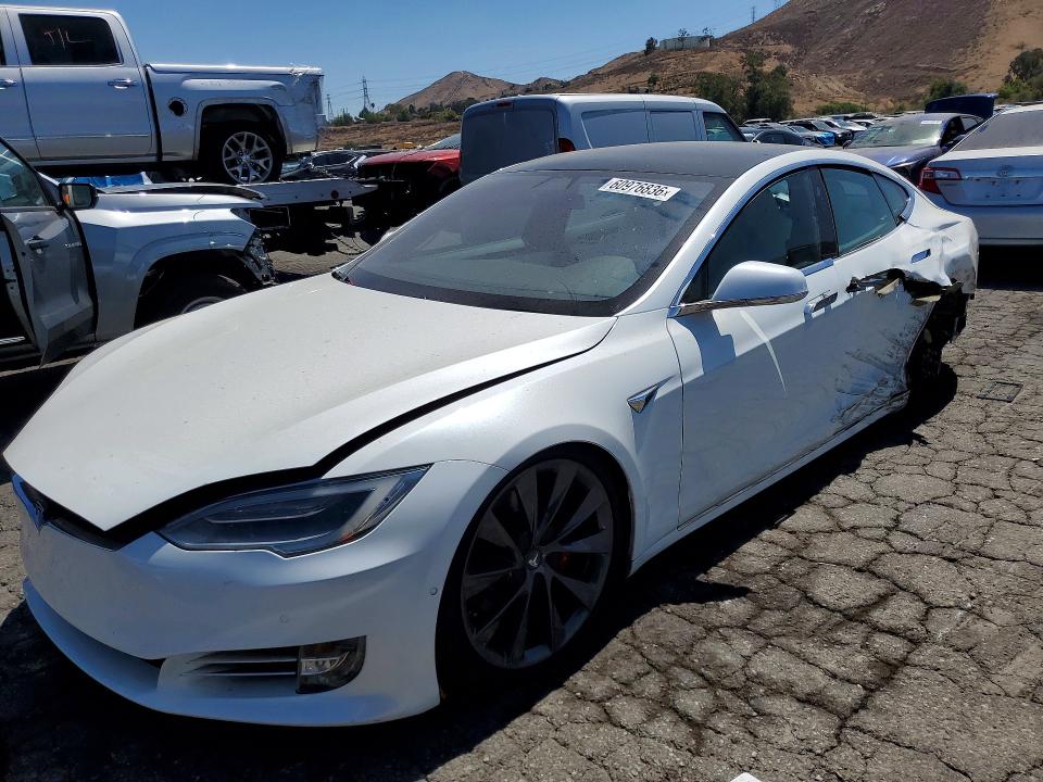 2019 Tesla Model s VIN 5YJSA1E41KF339829 — COPART salvage auction photo