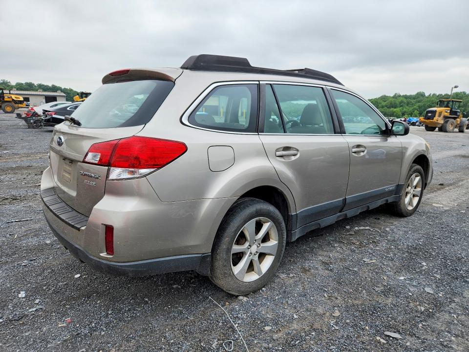 2014 Subaru Outback VIN 4S4BRBAC0E3298053 COPART salvage auction — NORMAL WEAR, Pa - Cert Of Title, sold $450 on 2026-07-30 (photo 3)