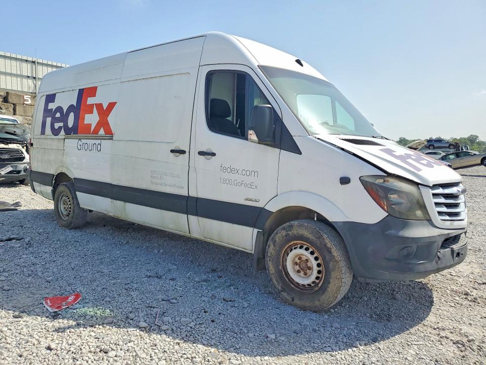 2014 Freightliner Sprinter 2500 VIN WDYPE8DC4E5889581 COPART salvage auction — MECHANICAL, KY - CERTIFICATE OF TITLE, sold $200 on 2026-08-10 (photo 4)
